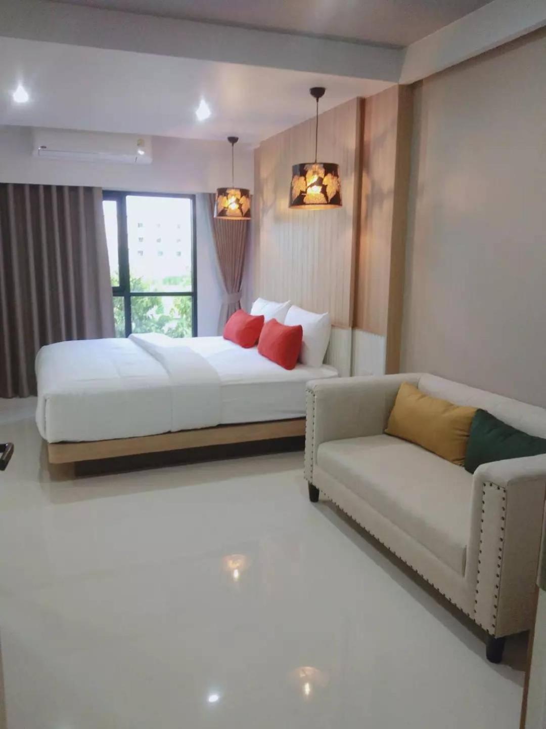 Baan Bangkok 97 Hotel 4*