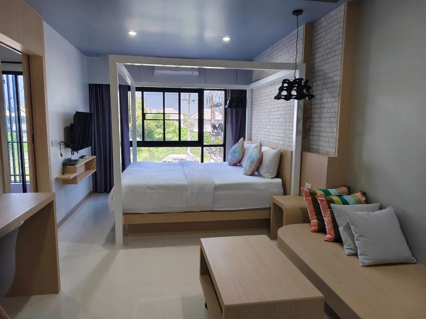 Hotel Baan Bangkok 97